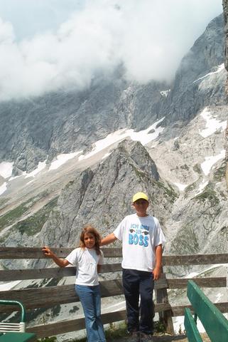 Philipp und Sophie im Gebirge